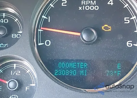 2011 Chevrolet Tahoe Lt z USA, uszkodzony, nr VIN 1GNSCBE0XBR242563